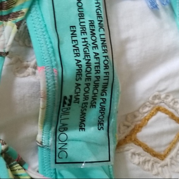 Billabong Bikini - Picture 7 of 12